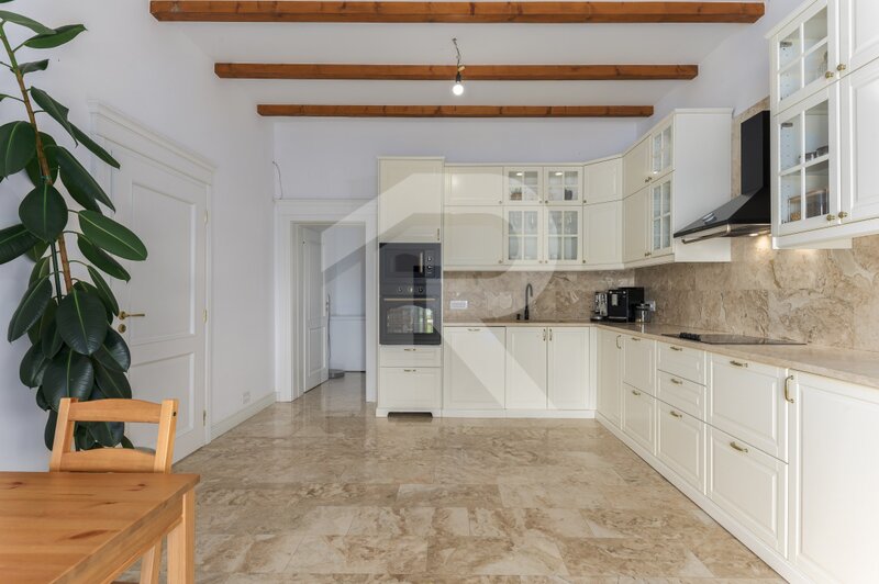 Ilfov Vila eleganta cu piscina si iesire la Lac -Caciulati, Balotesti